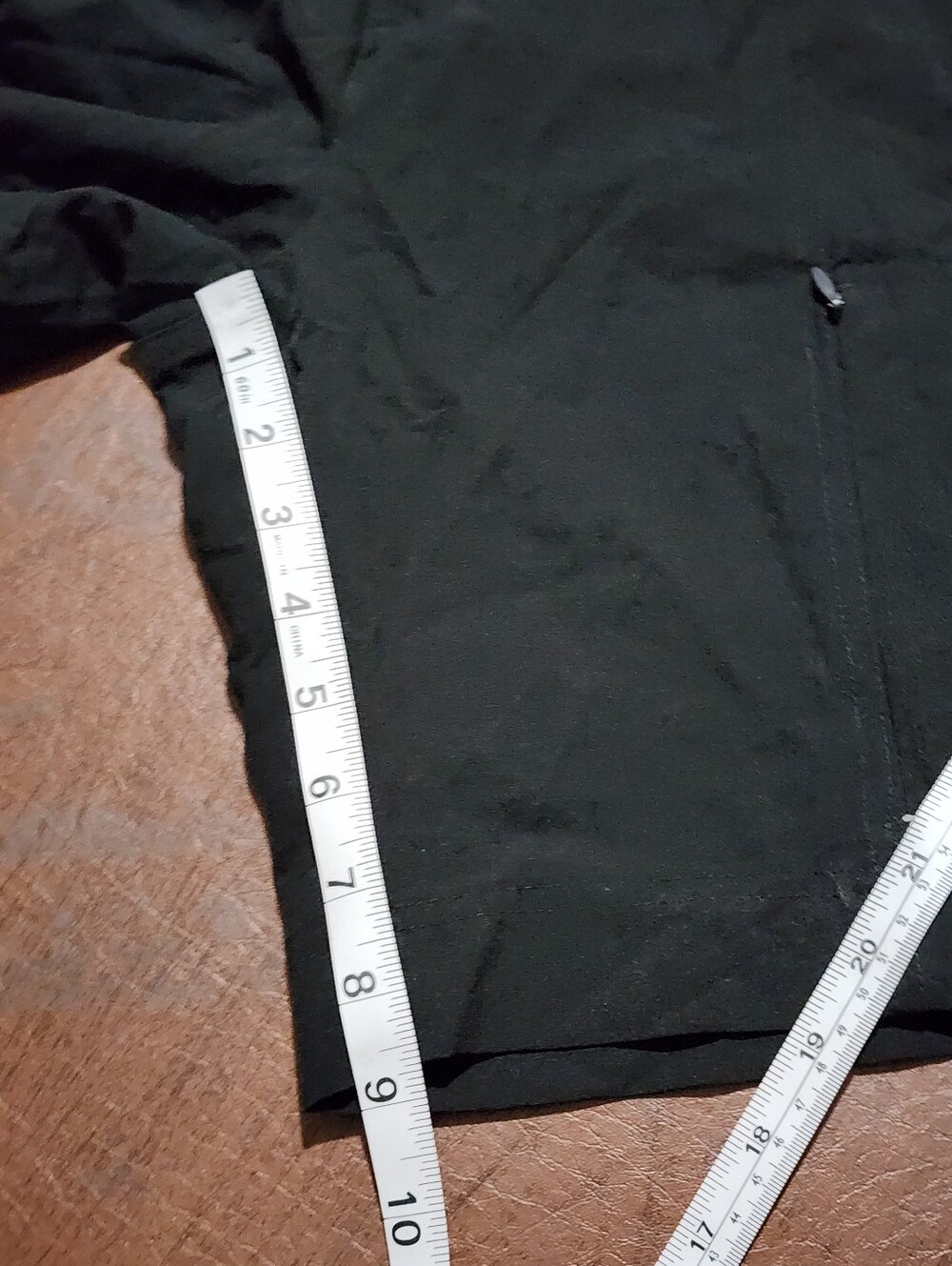 32 Degrees Black Women's Cargo Shorts - Picture 2 of 10